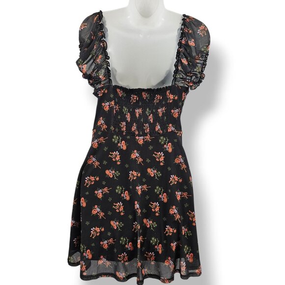 Vintage Y2K Urban Outfitters Babydoll Mini Dress M Dark Floral Ruffle Milkmaid - Picture 2 of 13